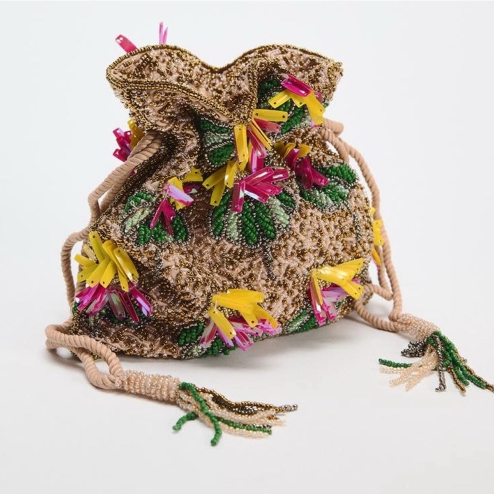NWOT ZARA BEADED BAG